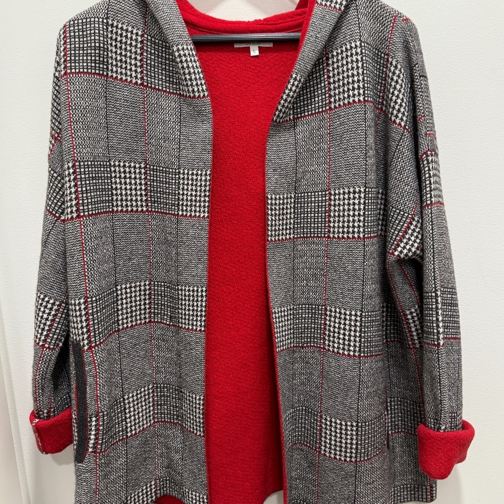 Exceptional Womens Plaid Sweater Jacket, NWOT, Size Large